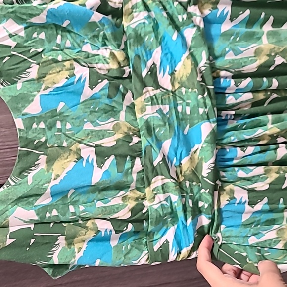 Ricki's green leaf maxi dress - Picture 2 of 4